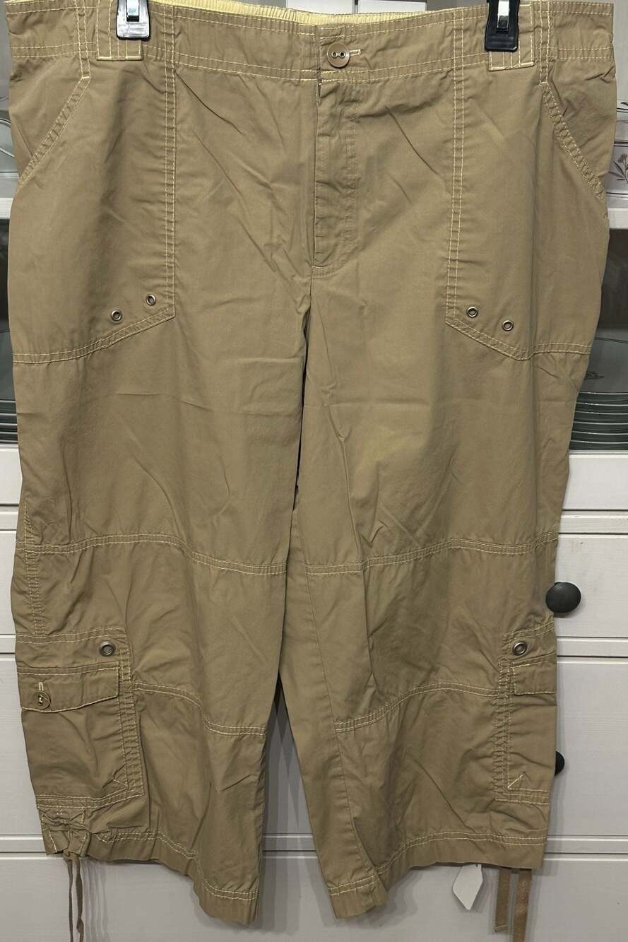 SB Active Women's Tan Cargo Capri Pants Size XL